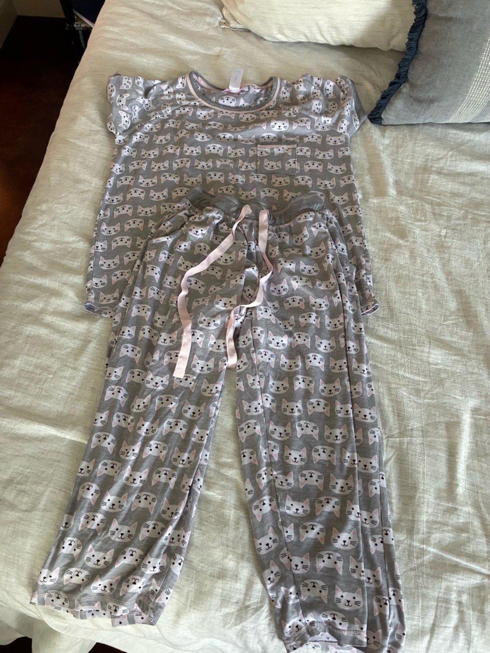 Lot of 3 Women's Two-Piece Sleep Sets - Picture 10 of 12